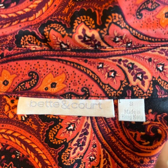 Bette & Court Red Paisley Button Up Jacket Size Small - Picture 3 of 3